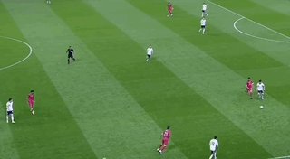 1774757198143039381.gif PG电子登录入口-【友谊赛】葡萄牙闷平,丁丁多库联手赠美国历史惨败
