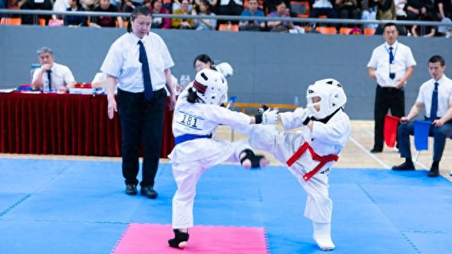 PG电子-萌娃白领展武艺！“静安论道”吸引300余名全国空手道爱好者来沪参赛|静安区|上海市|比赛|选手|体育局_新浪体育_新浪新闻