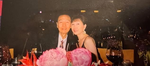 PG电子登录入口-突传死讯!香港知名演员老公在家中离世,坐在轮椅上没了呼吸